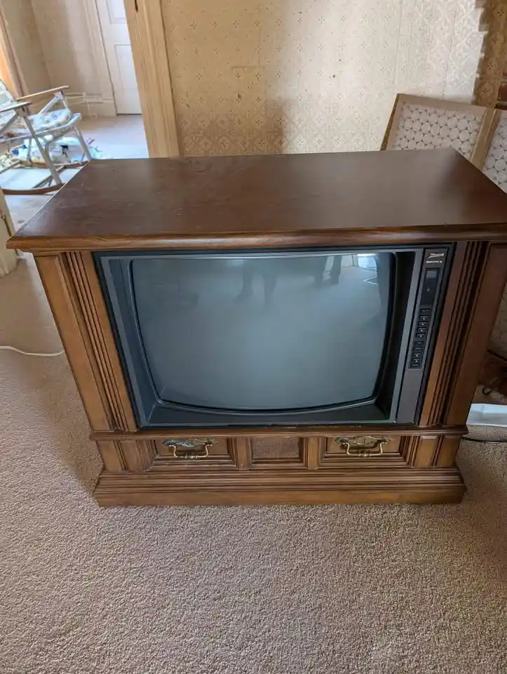 Blast from the Past: Zenith 25" CRT TV from January '91
