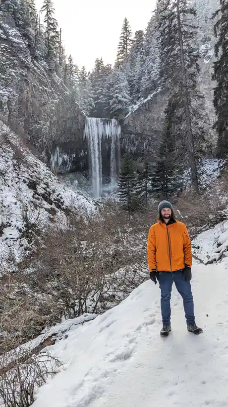 Breathtaking Tamanawas Falls in Oregon
