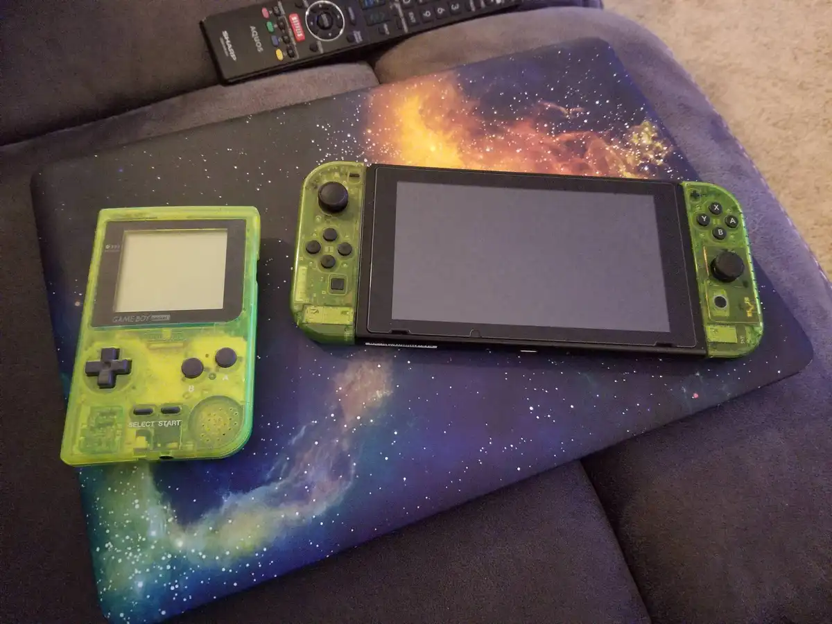 Vibrant Joycons That Bring the Fun