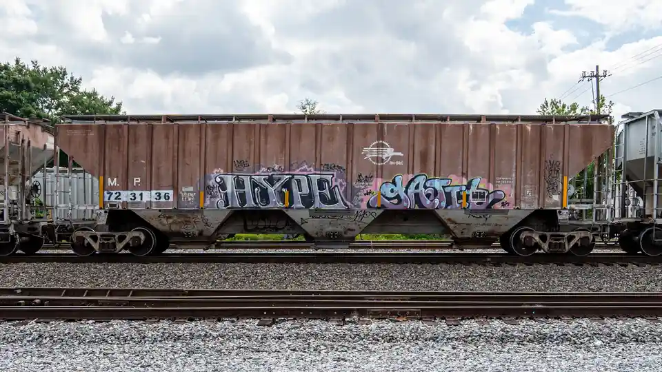 Capturing a train car every day: Day 170