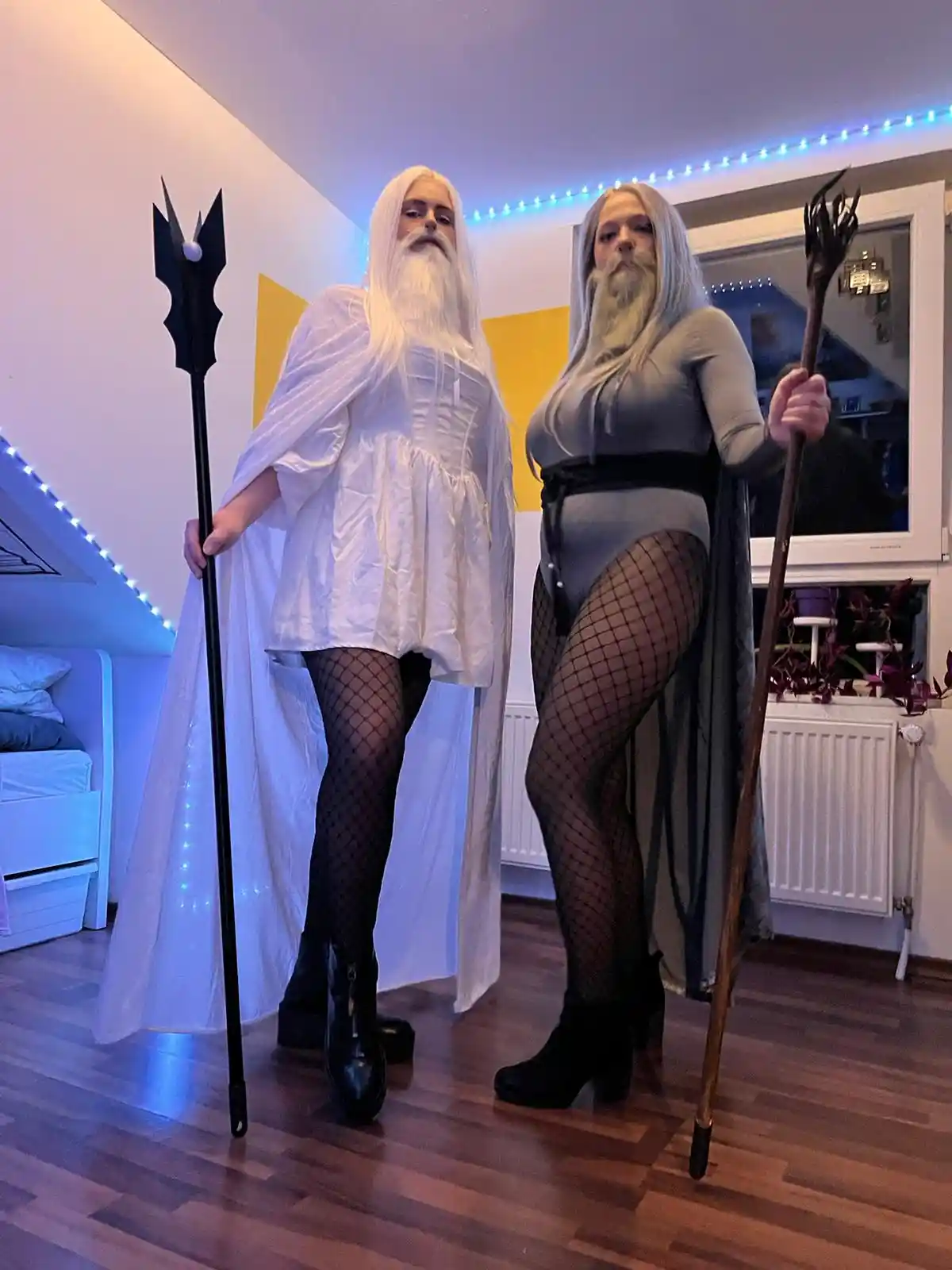Happy Halloween, you gorgeous creatures!