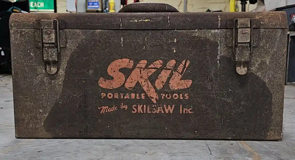 Vintage Vibes: The Late 1940s Skilsaw Model 77