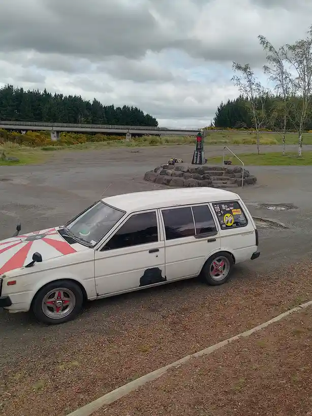 A chaotic car collection for the meet-up