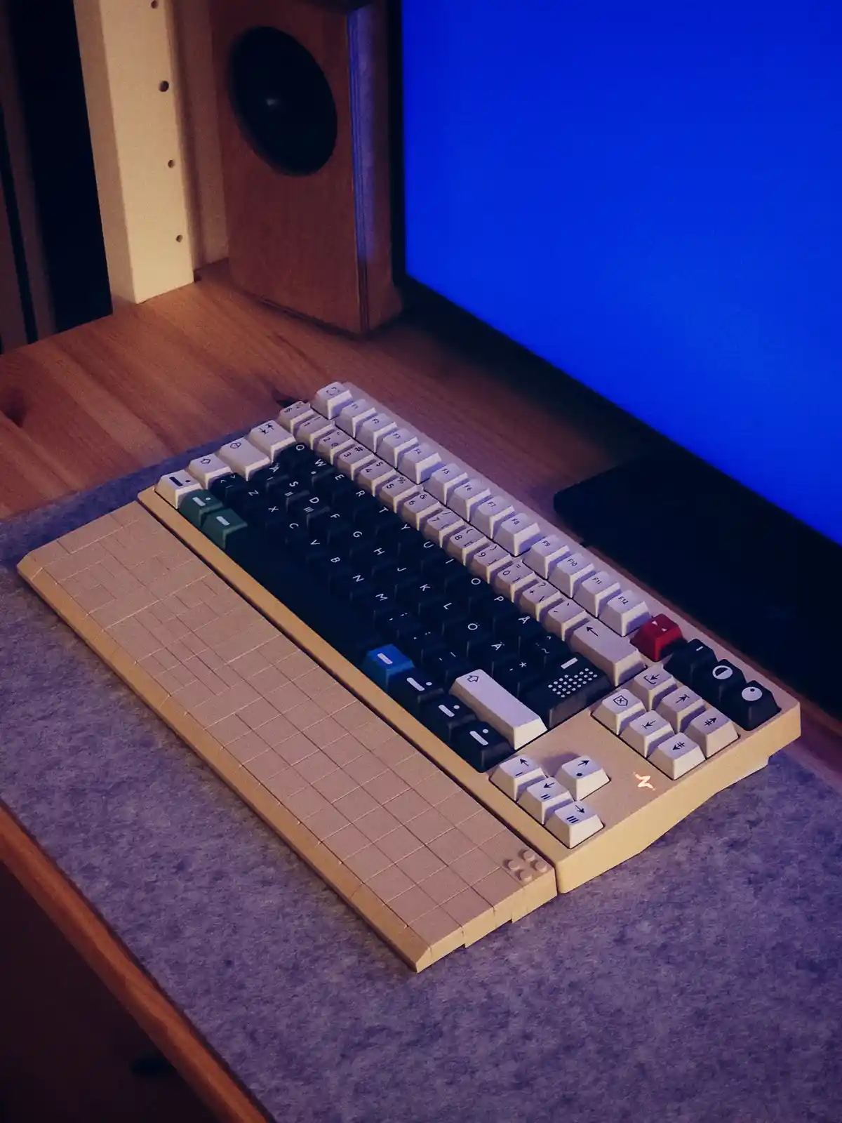 Innovative LEGO Wrist Rest Prototype: A Gamer's Dream