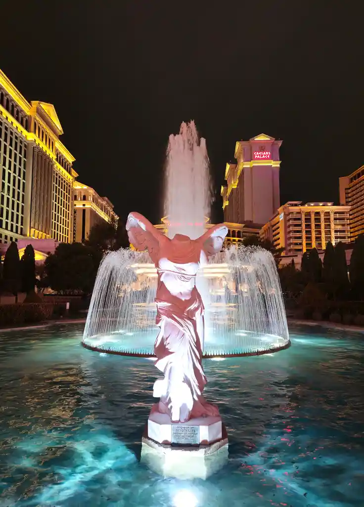 Captivating Nighttime Views of the Las Vegas Strip