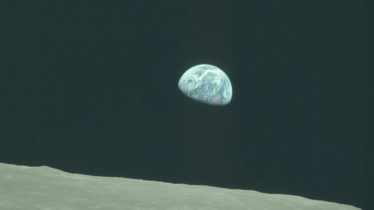 Earthrise: A Stunning View from Space