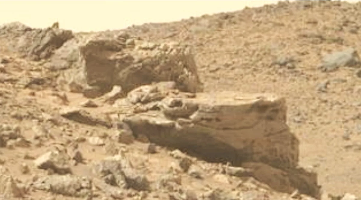 Incredible Zoom-In of Mars Perseverance Rover's Latest Image
