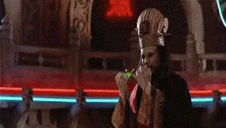 A six-panel sequence from Star Wars: Episode I – The Phantom Menace shows a Jedi Master (Qui-Gon Jinn) holding a green…