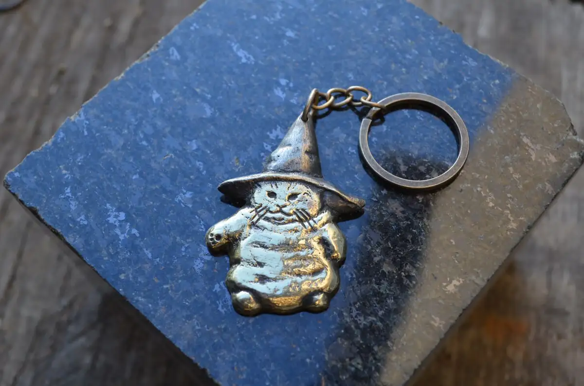 Introducing the Enchanting Wizard Cat Handmade Brass Keychain