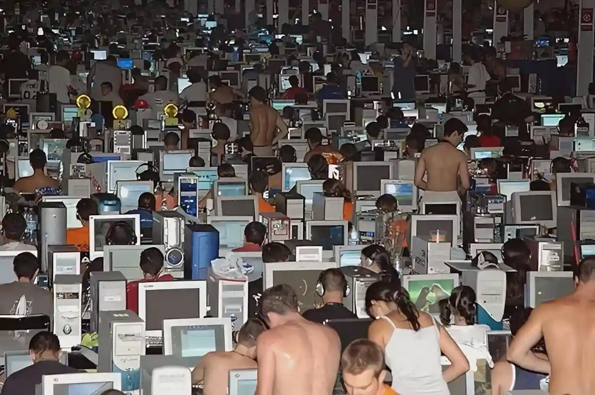Epic LAN Party Throwback: 2002 Edition