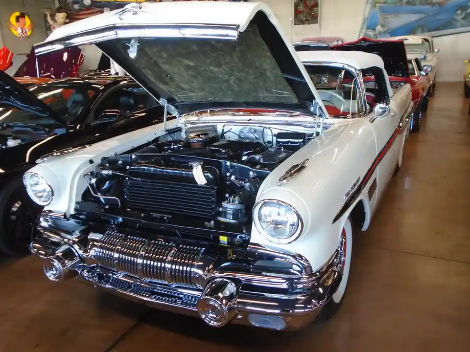 Classic Beauty: The 1957 Pontiac Bonneville Convertible