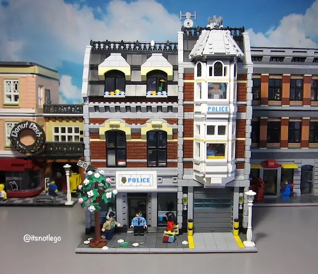 Transforming a Lego Green Grocer into a Police Station: A Creative Project