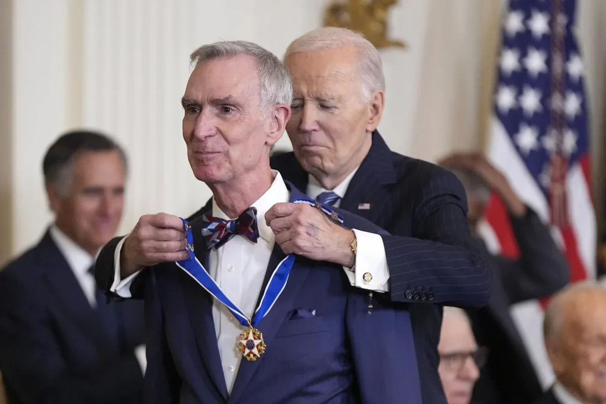 Celebrating My 8th Cake Day with Stolen Memes and Kudos to Bill Nye for the Presidential Medal of Freedom!