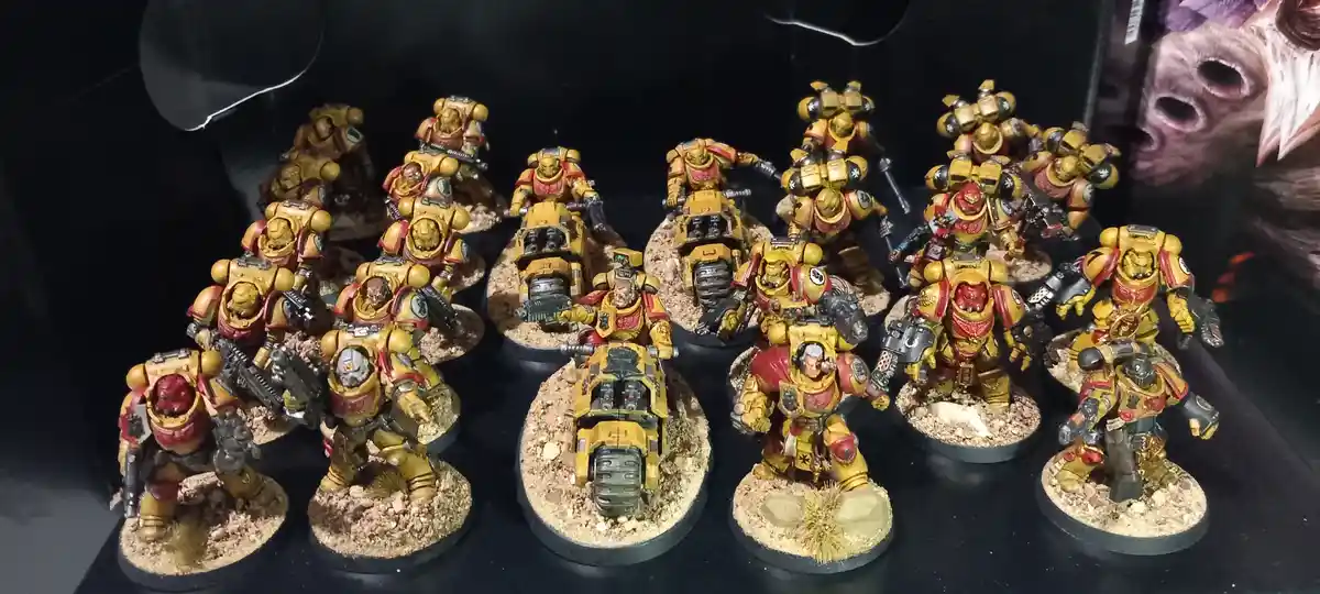 The Mighty Imperial Fists Army - 23 Miniatures Strong