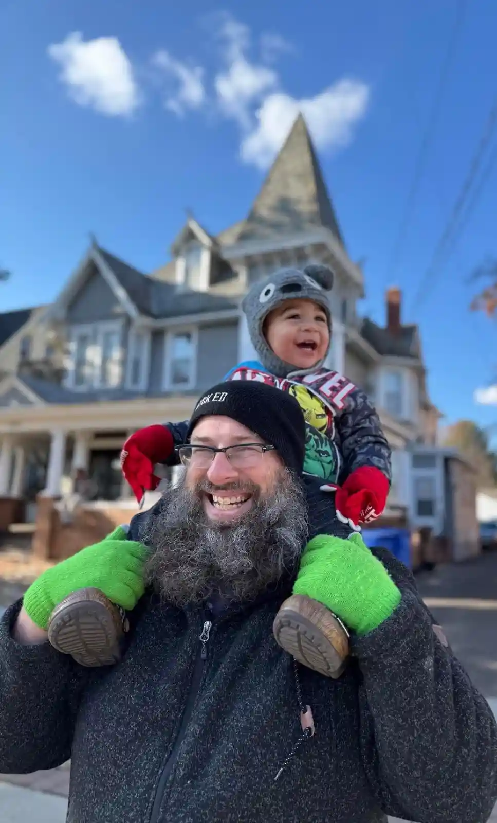 Here's my second Christmas selfie, just had to share the joy on my kid’s face!