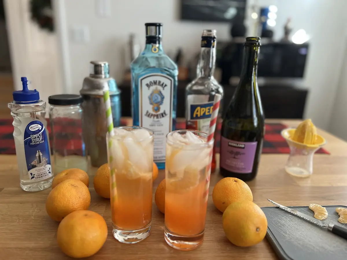 Delightful Jingle Tits Spritz Cocktail Recipe